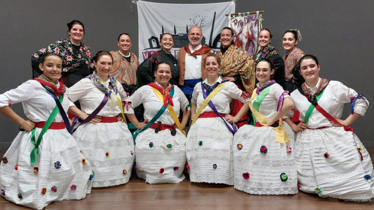 Grupo Folclórico Contradanza