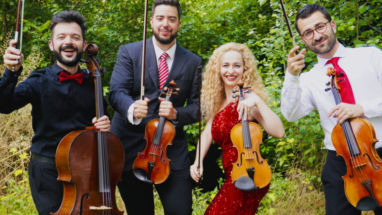 Tofé Ensemble